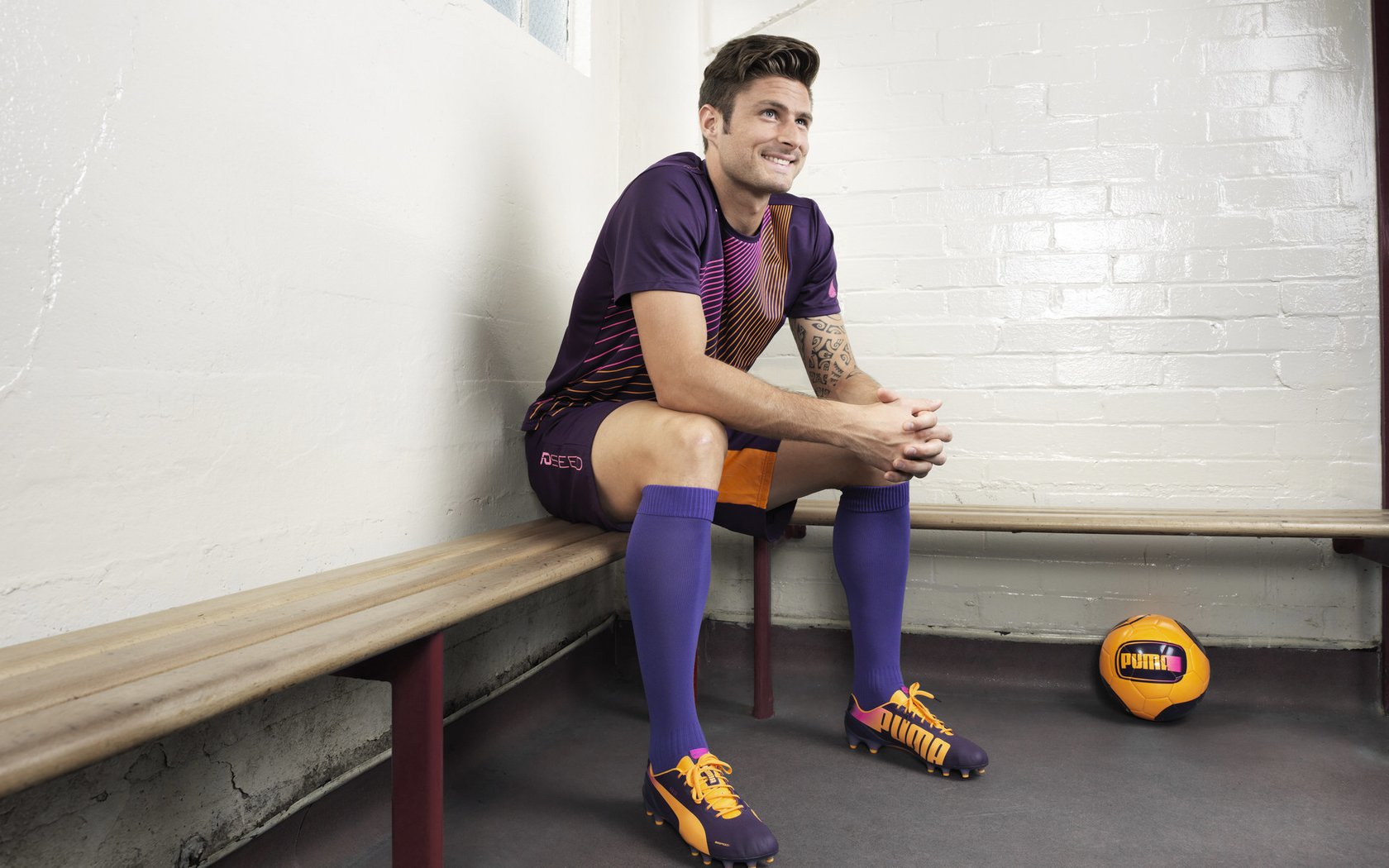 开云在线赛事平台-德甲争冠战之夜，切特，舞台越大越强